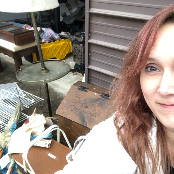 Meet your Posher, Emily - Picture 4 of 6